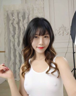 特斯拉无人驾驶出租车没有方向盘