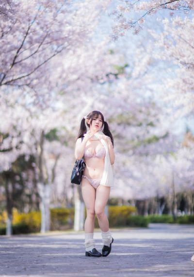 日本《浴室狂欢》