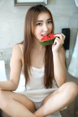 黄雨婷个人资料