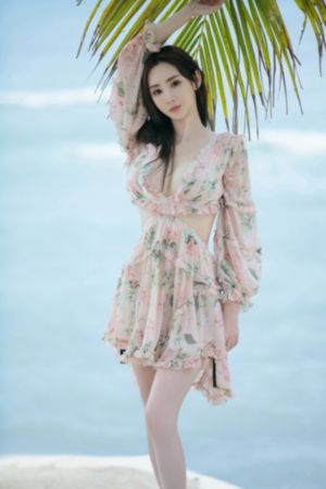 风流老板俏秘书