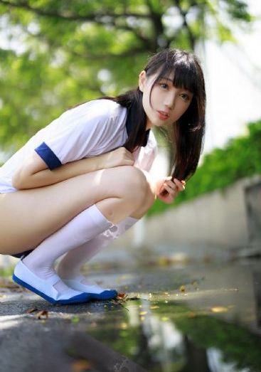 火车上荫蒂添的好舒服图片
